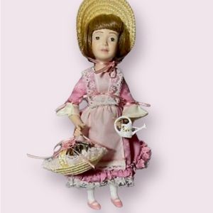 Danbury Mint The Story Book Doll Collection "Mary, Mary Quite Contrary"